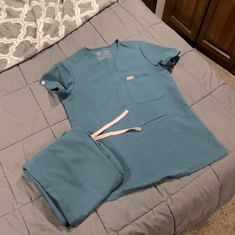 Figs Scrubs